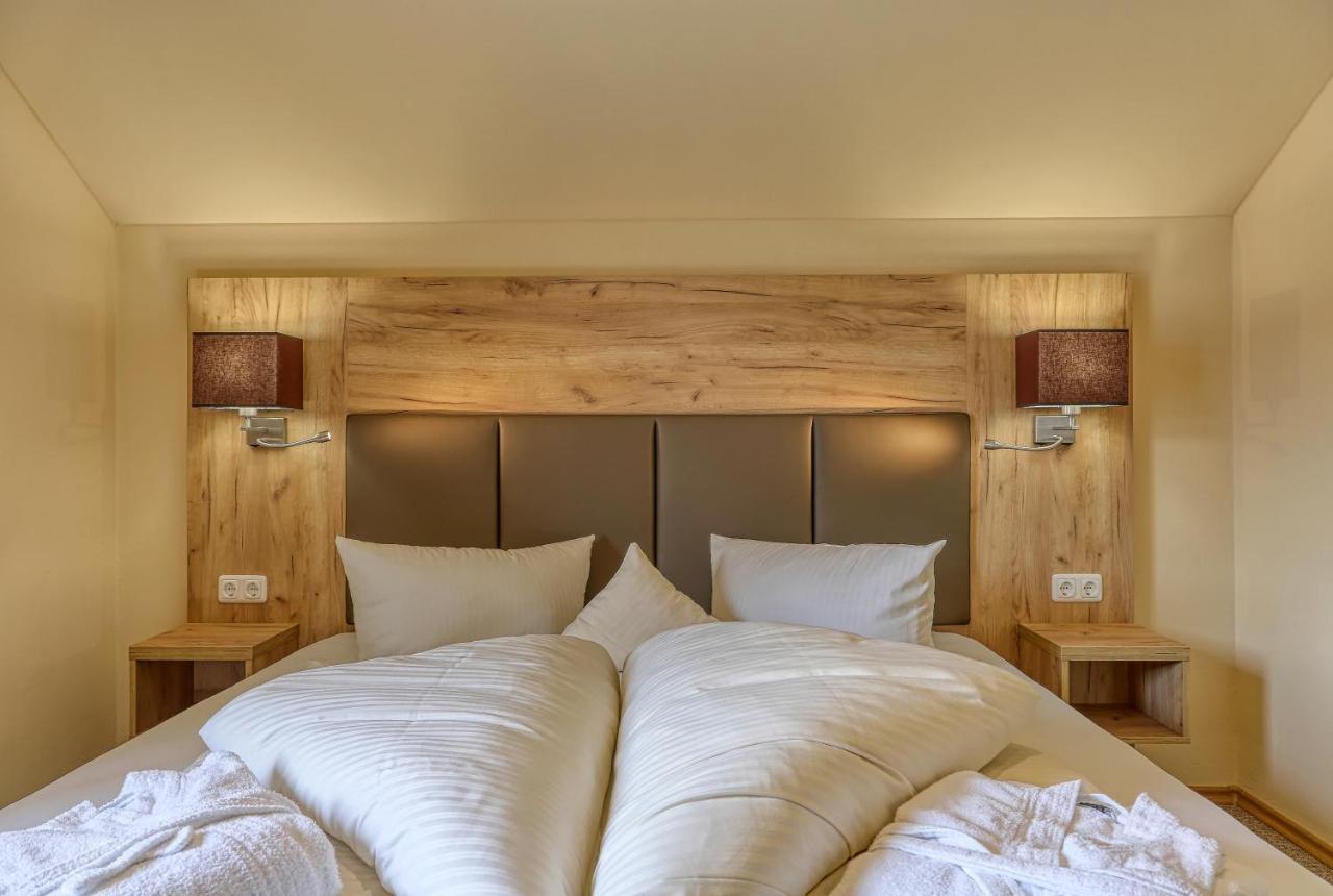 Wellnesshotel Deine Auszeit, Adults Only Achslach Eksteriør billede