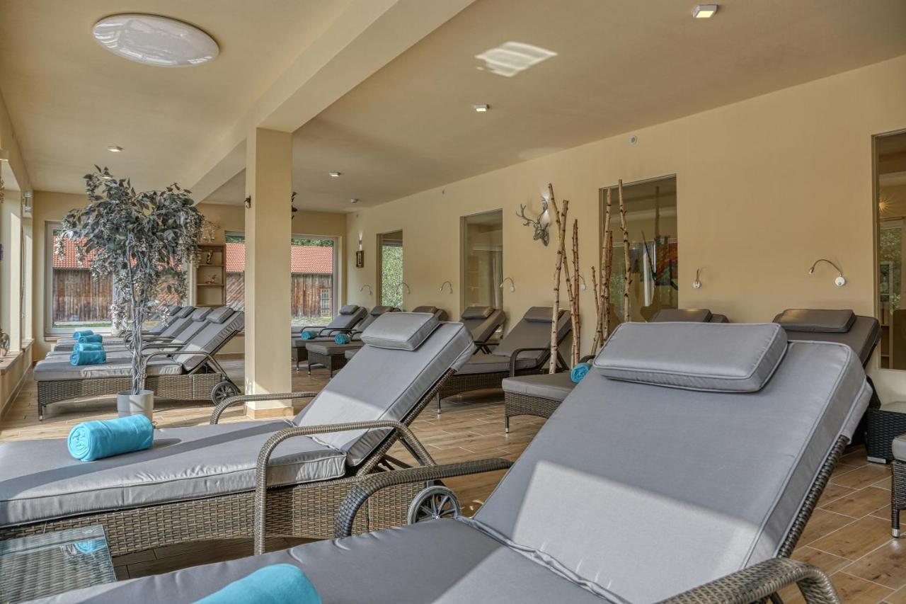 Wellnesshotel Deine Auszeit, Adults Only Achslach Eksteriør billede