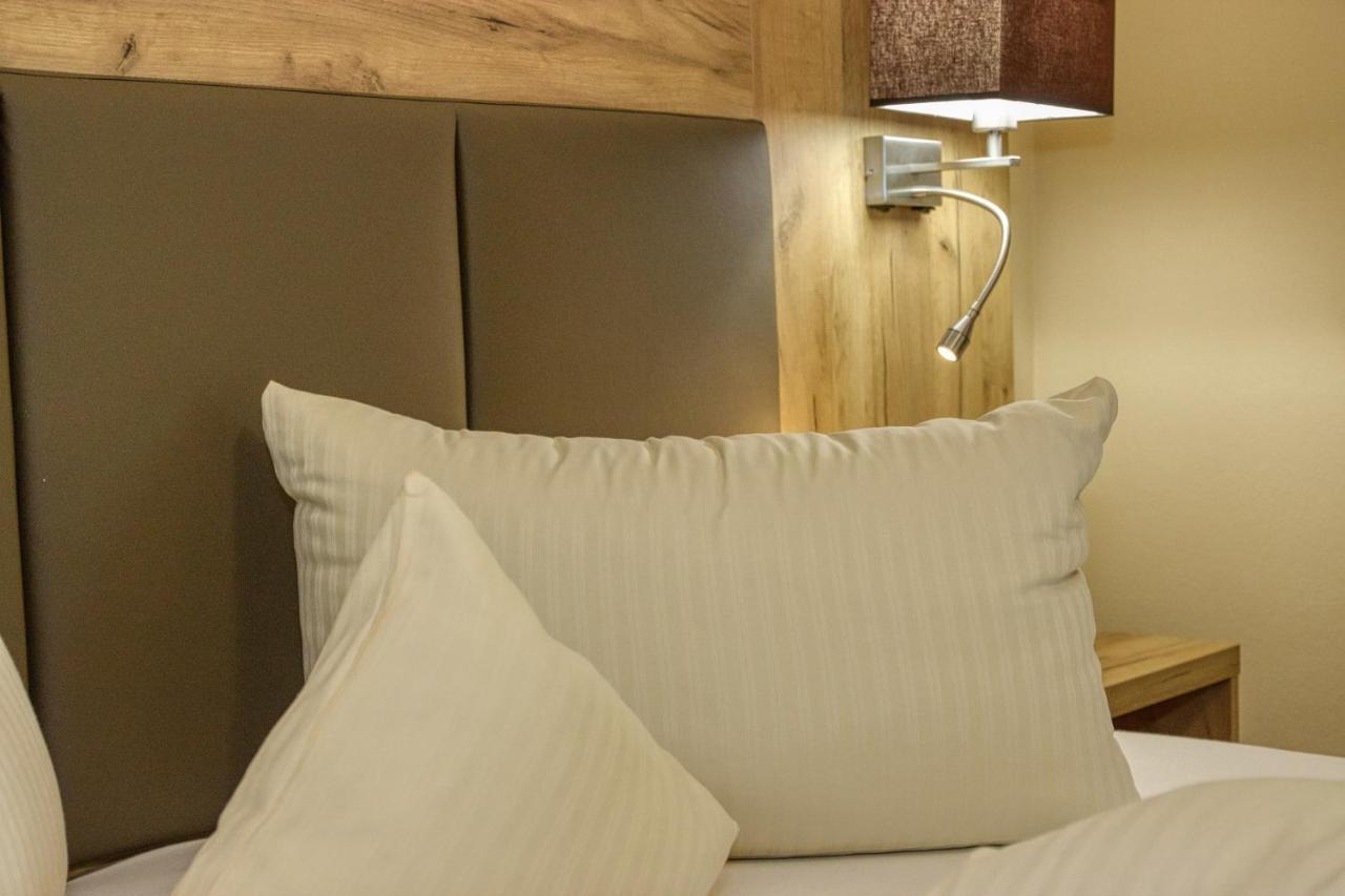 Wellnesshotel Deine Auszeit, Adults Only Achslach Eksteriør billede