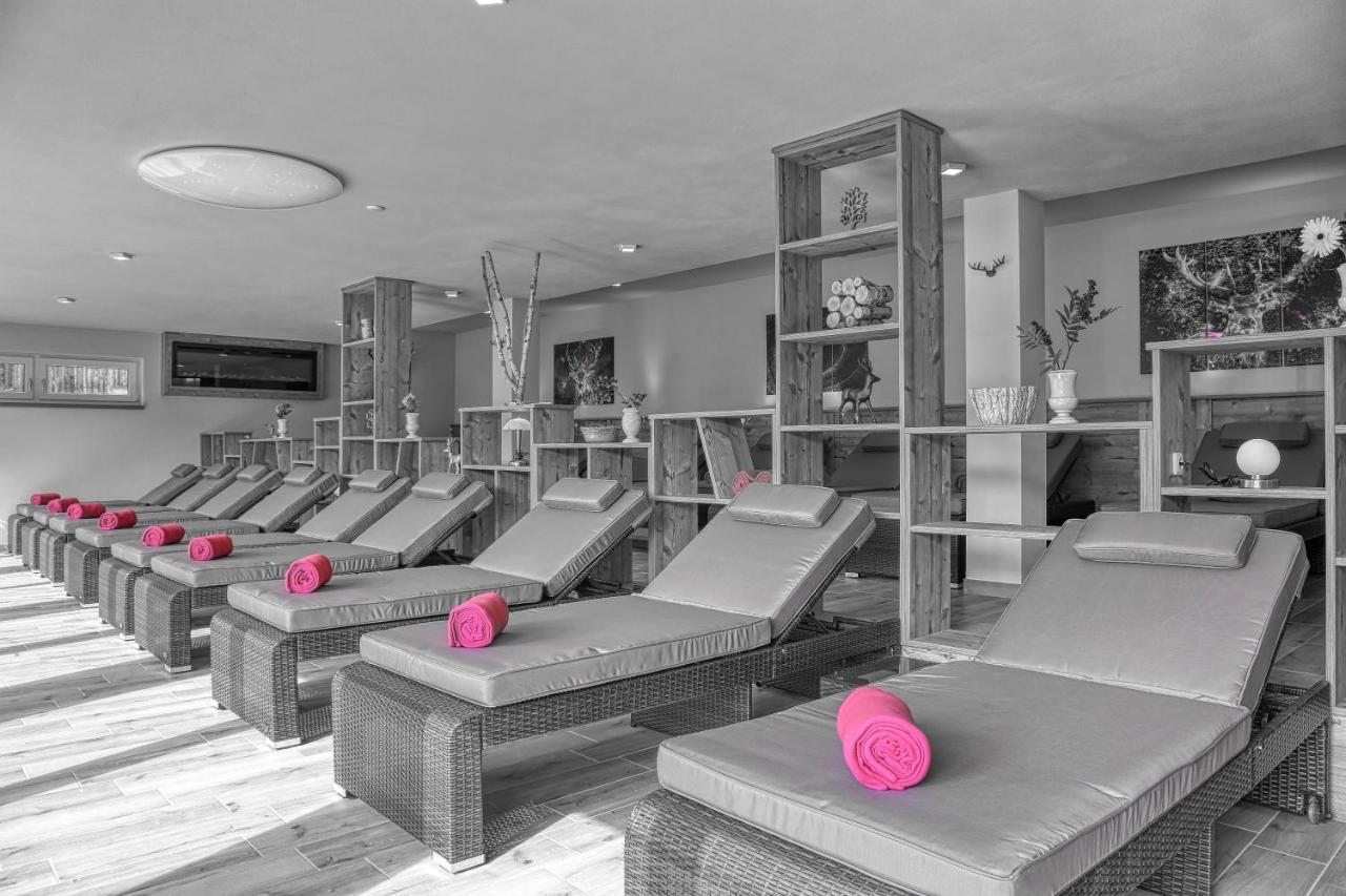 Wellnesshotel Deine Auszeit, Adults Only Achslach Eksteriør billede