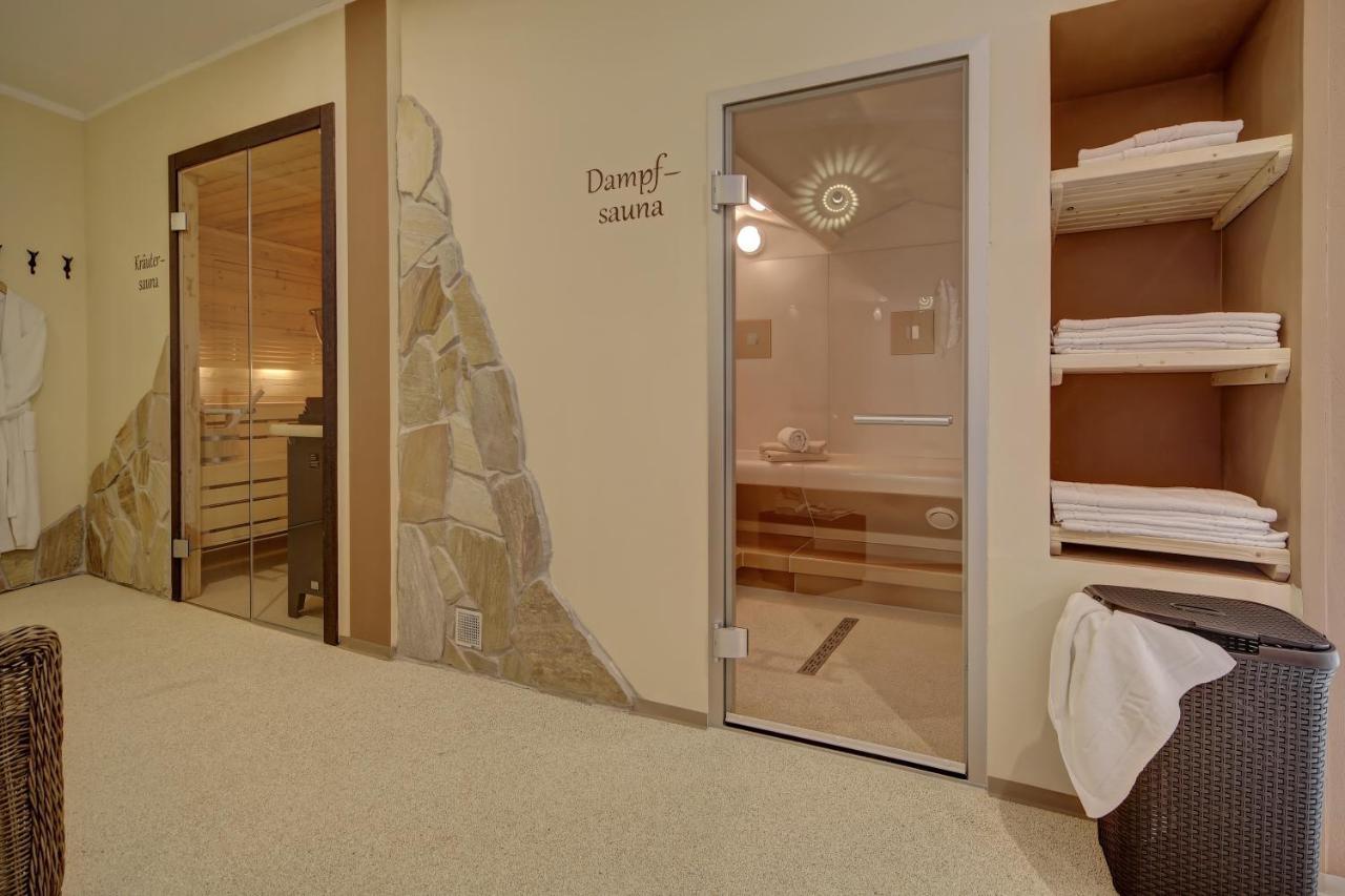 Wellnesshotel Deine Auszeit, Adults Only Achslach Eksteriør billede