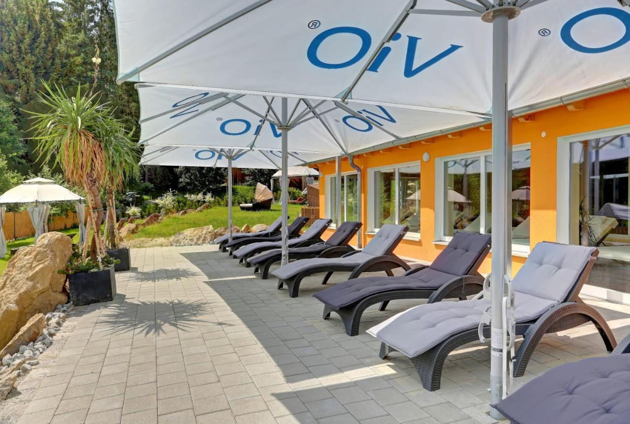 Wellnesshotel Deine Auszeit, Adults Only Achslach Eksteriør billede
