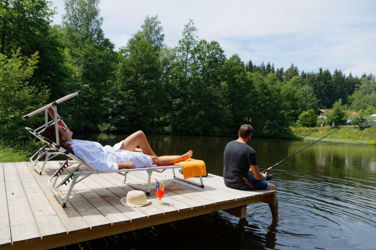 Wellnesshotel Deine Auszeit, Adults Only Achslach Eksteriør billede